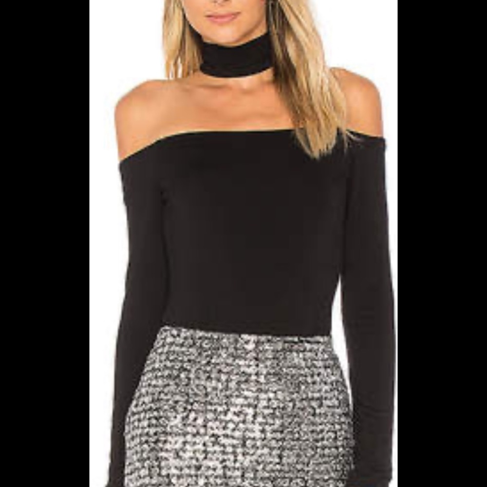 NOT BLACK, JUST TO SHOW HOW TOP FITS: Bailey 44 Hold Court Choker Top